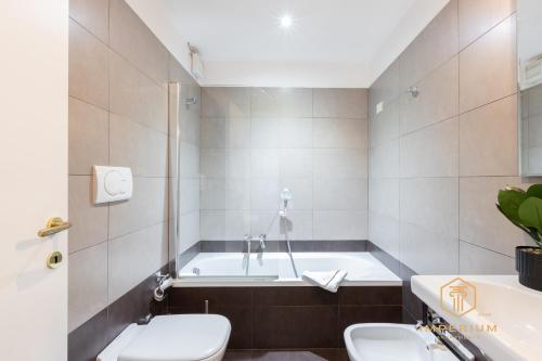 Imperium Vatican Guesthouse - 3 pvt suites, pvt bathrooms, A-C, 2 steps from Vatican