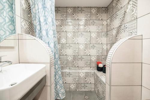 'Socrates' Apartment In The Heart Of Athens