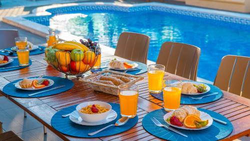 Villa Royal Sandals - com BBQ e piscina aquecível em Albufeira