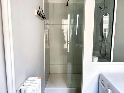 Élégant 2 pièces haussmannien avec balcon Paris 5e
