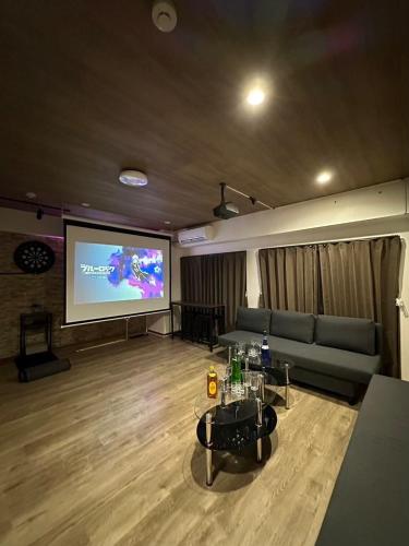 新宿大人の秘密基地 Entertainment Paradise near Shinjuku