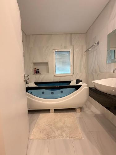 Charming Vintage Villa in Belém