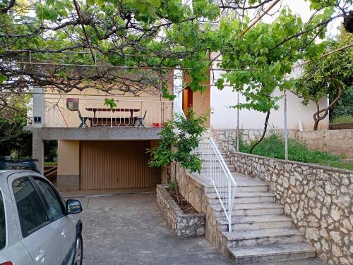 Sunny apartment in Trogir