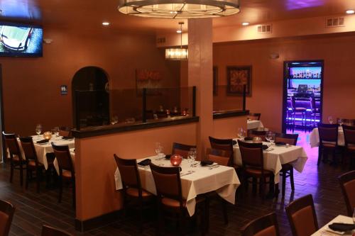 Ресторан / где поесть в Travelers Inn Manteca