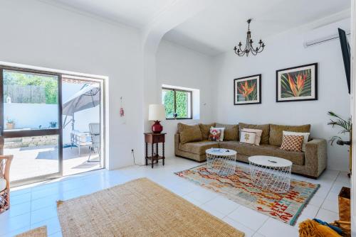 Casa no Limoeiro, Stylish Countryside Retreat Near