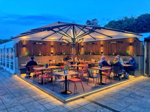 The Britannia Inn and Restaurant — Patio