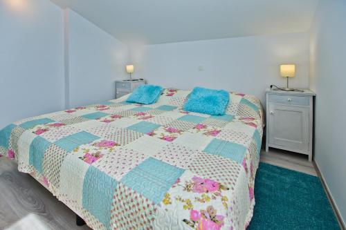 Charming sunset rhapsody suite