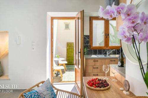 Smyrni Rethymno Suites