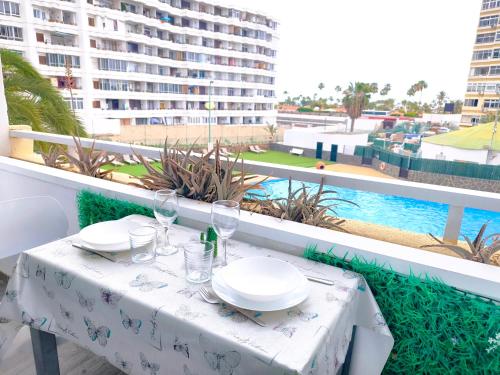 Playa del Ingles terrace pool View 207