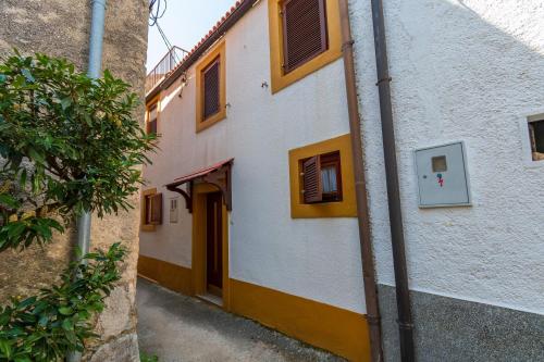 House Bura