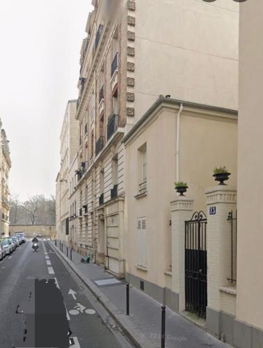 Charming Paris Nest near Montmartre