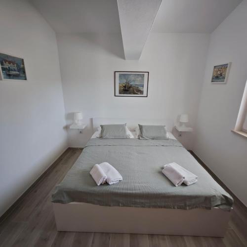 Apartment by the beach