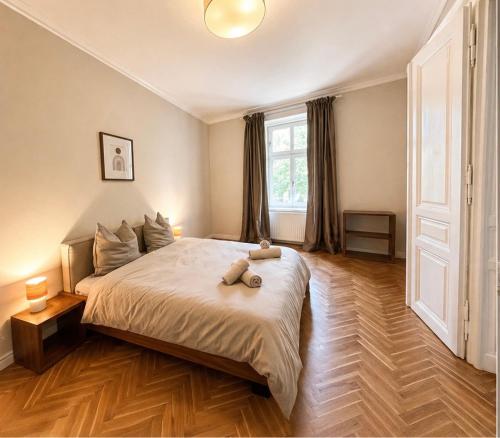 Park & Pulse - Stylish Apartment by the Park