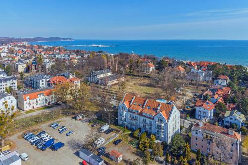 Sopot Beach Studio z parkingiem by Oneapartments