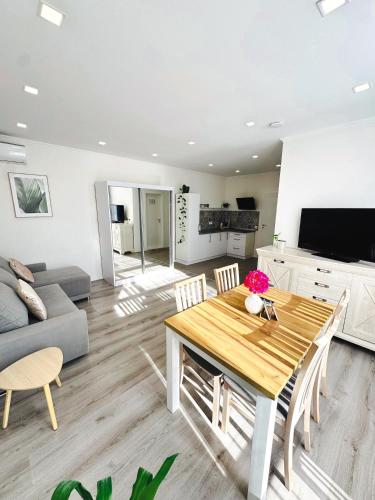 BRIGHT Apartment priamo v centre Michaloviec - 3