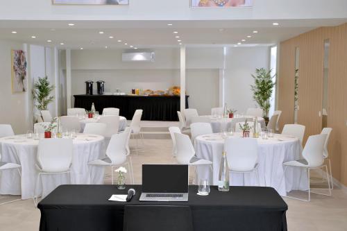 B4B Athens Signature Hotel