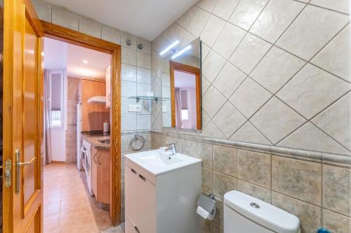 Cosy 2 Bed set in a quiet street of Los Boliches - Pass the Keys