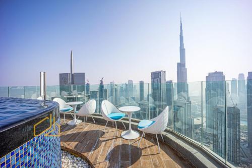Luxury 3 bedroom apartment in Paramount Midtown