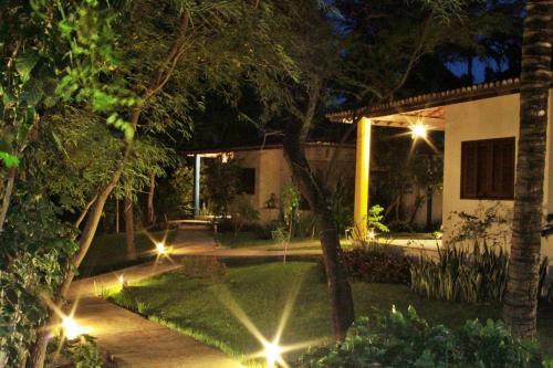 Taman di luar Pousada dos Ponteiros