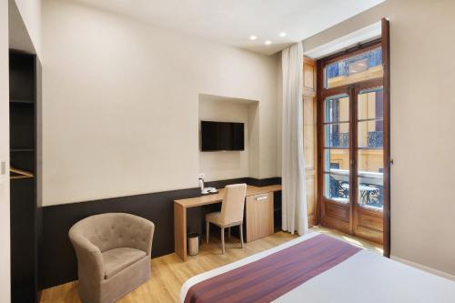 Duomo Deluxe Apartments and Rooms