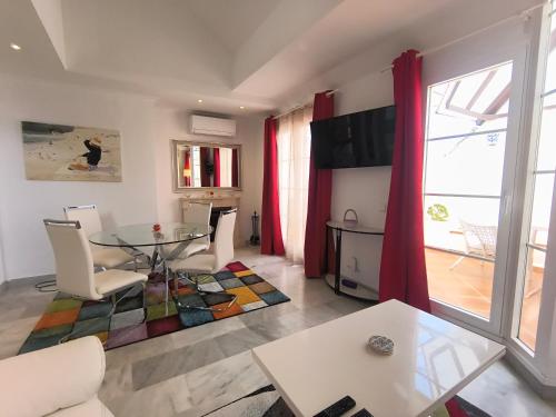 Puerto Banus Penthouse Duplex corner apartment