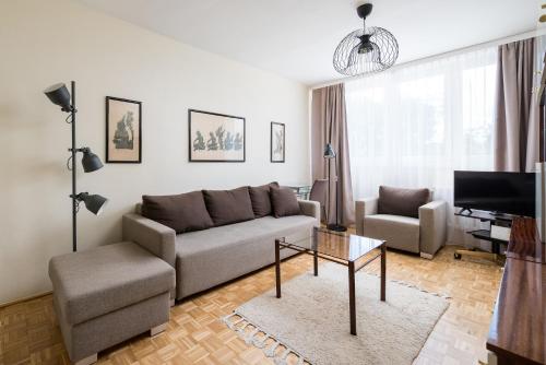 Royal Baths Spacious Apartment by BookingHost