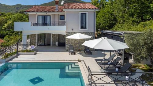 Villa Ruscus with pool Opatija Veprinac by Villas Guide