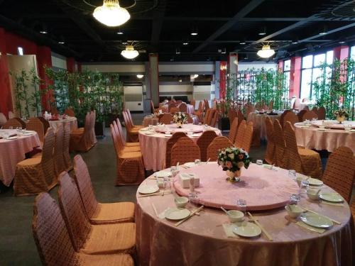 Restaurace v ubytování 花蓮星晟棧飯店Starry Inn近太平洋新城車站