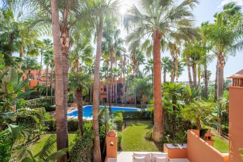 Luxury 4-Bedroom Villa Puente Romano Golden Mile