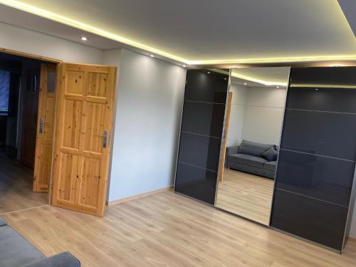 Prestige City - Góry, Jezioro i Lasy