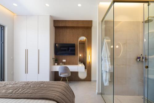 Miyori Villa, Simplicity of Single-Level Sea Views by etouri