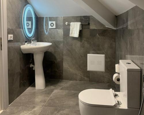 Ванная комната в Alko Hotel Shkoder
