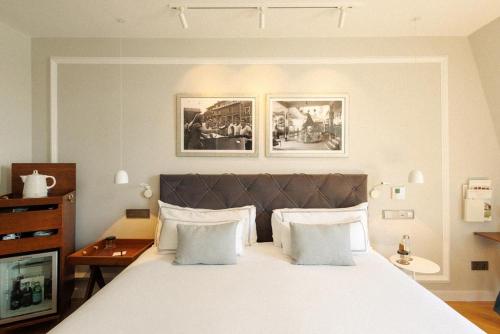 Lasala Plaza Hotel - Adults Only — Room