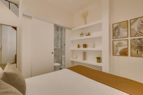 Pick A Flat's Apartement in Louvre-Rivoli - Rue de Rivoli