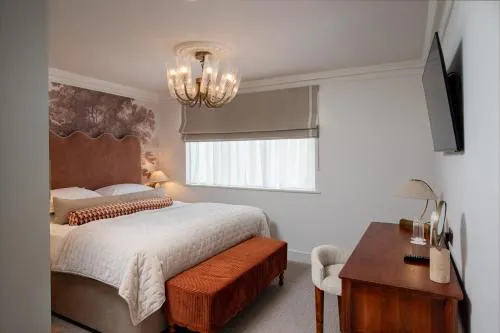The Capital Hotel, Apartments & Townhouse - Small Luxury Hotels of The World photo 46