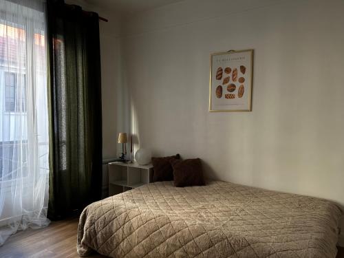 Big studio in the center of Paris