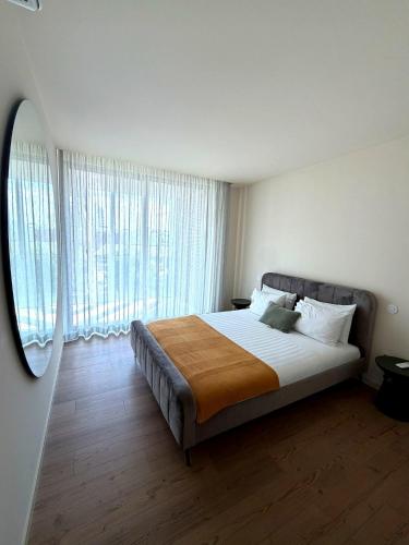 Aveiro Station Apartment by Adiciona