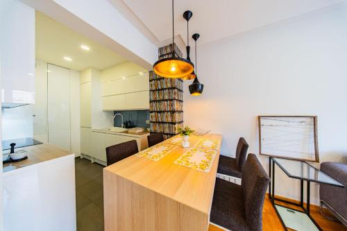Zagreb 268 - 1 Bedroom Apartment - Loggia - WiFi - Keybox entry - New - Monthly Rent - Modern