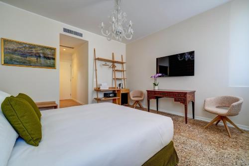 CampoBASE Rooms & Suites photo 34