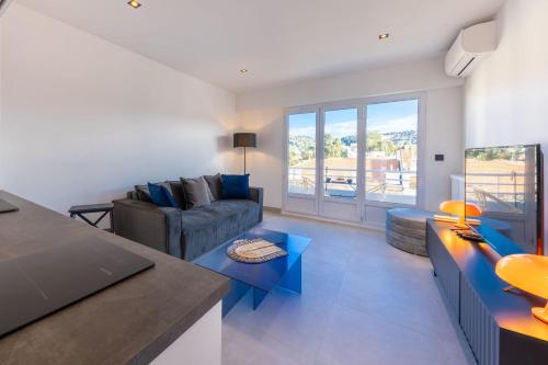 06AZ - Apartment with terrace - 10min from Palais
