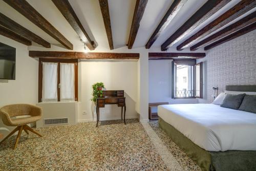 CampoBASE Rooms & Suites photo 47