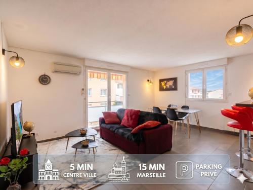 Airkeys Le Lily's - Idéal Famille & Groupe en Escapade Provence - Spacieux Lumineux & Calme - Parking Privé - 5min à pied du Centre Ville - Gare SNCF 5min - Marseille 15min - Calanques 20min - WIFI HD - Climatisation