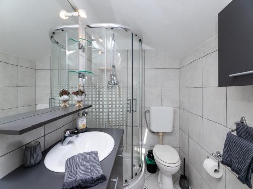 Apartments Roda - Comfort One Bedroom Apartment with Terrace Kate - ST