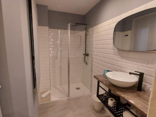 Deluxe Compact Flat with Jacuzzi