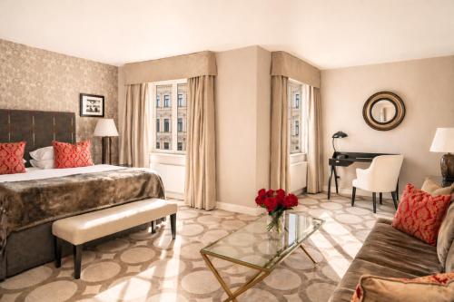 Grand Palace Hotel - Small Luxury Hotels of the World — Bedroom