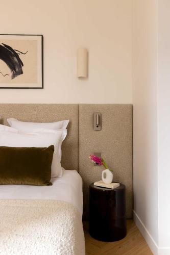 Harmony Collection III 3BR Suite 6P Opera Grevin