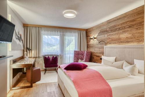 ZillergrundRock - Luxury Mountain Resort — Room