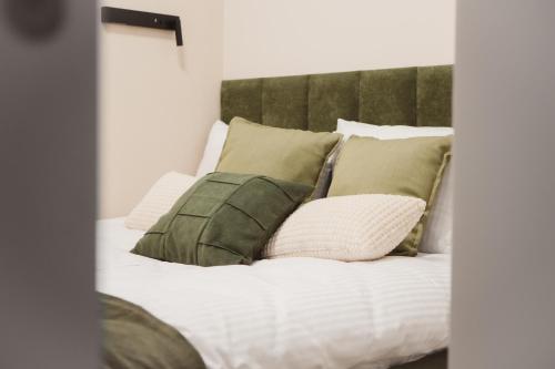 Modern olive apartment - sauna, siłownia, parking Fair Rentals