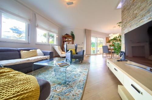 Seafront Apartment Stašić