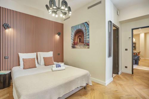 Apartement Place Vendome by Studioprestige